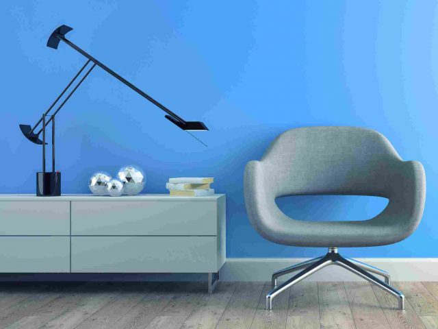 http://www.dnedilsider.it/wp-content/uploads/2017/05/image-chair-blue-wall-640x480.jpg